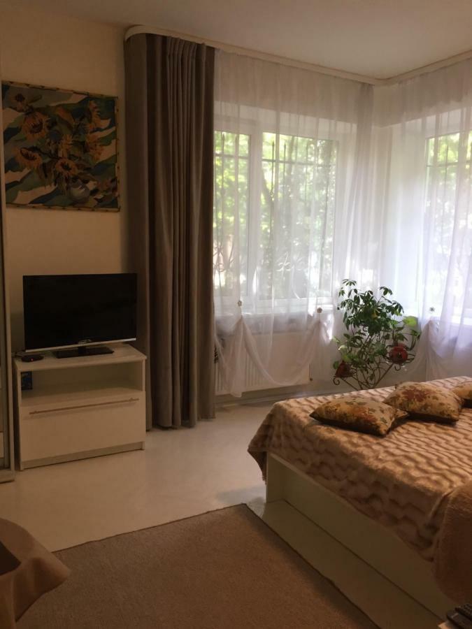 Chokolate Apartment Лвив Екстериор снимка